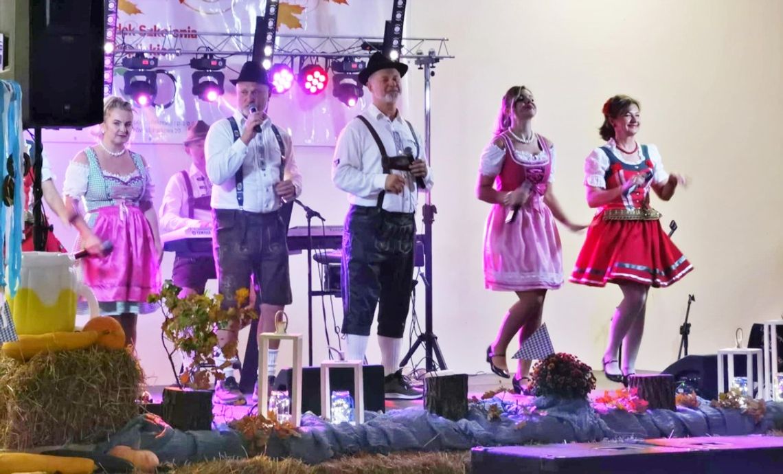 Trzy zespoły i taneczna zabawa. Zakrzów zaprasza na Oktoberfest Trzy zespoły i taneczna zabawa. Zakrzów zaprasza na Oktoberfest