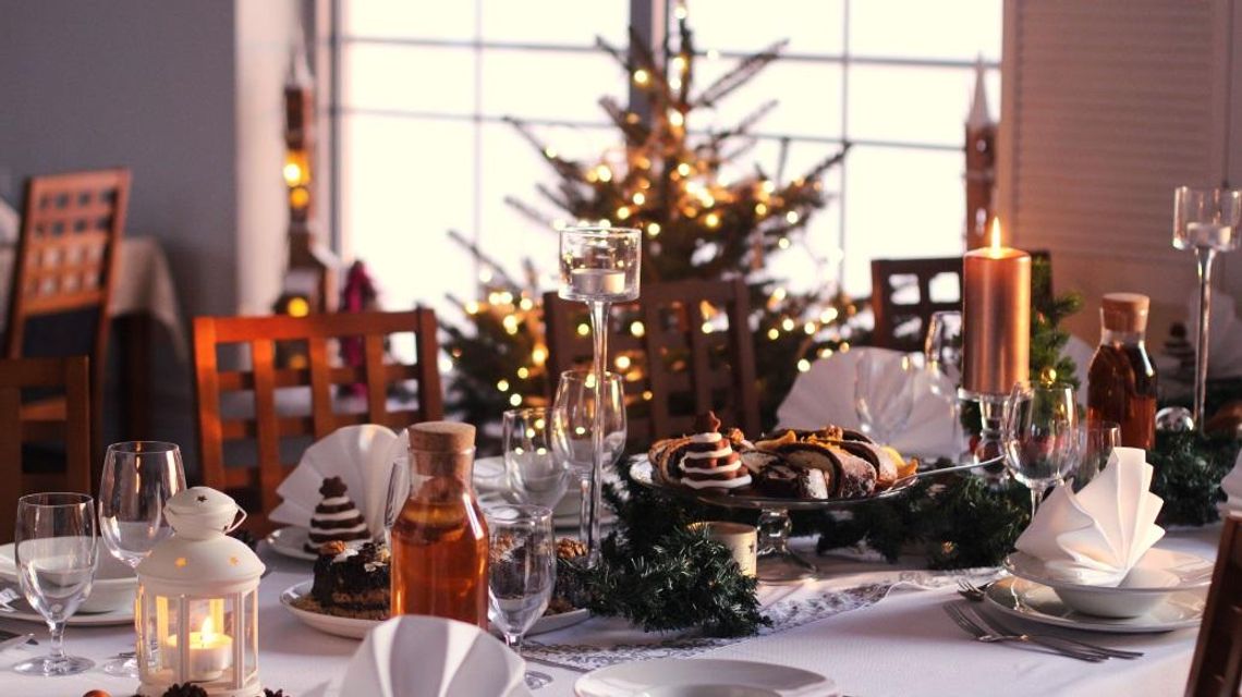 Już można zamawiać! Pyszne świąteczne potrawy pojawią się przed wigilią w Twoim domu