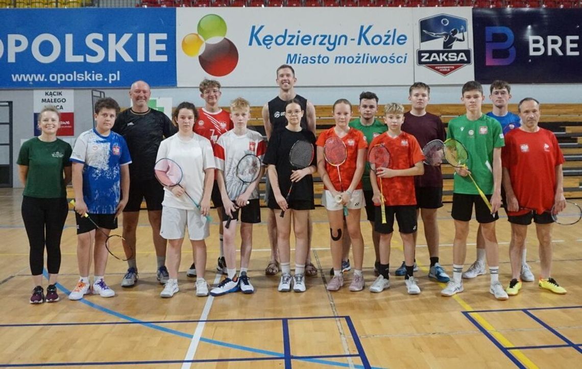 Kadra narodowa niesłyszących badmintonistów trenowała w Kędzierzynie-Koźlu. ZDJĘCIA Kadra narodowa niesłyszących badmintonistów trenowała w Kędzierzynie-Koźlu. ZDJĘCIA