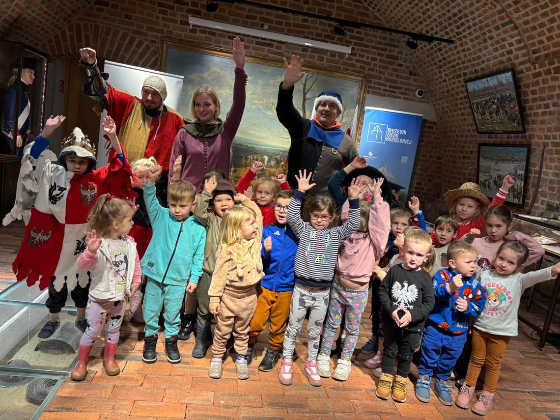 Każdy mógł przenieść się w czasy rycerzy, poznając ich zwyczaje i uzbrojenie. ZDJĘCIA