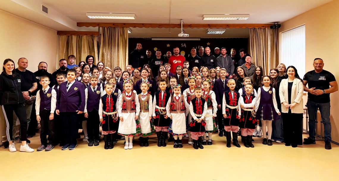 Kędzierzyn-Koźle dla rodaków na Kresach. ZDJĘCIA Kędzierzyn-Koźle dla rodaków na Kresach. ZDJĘCIA