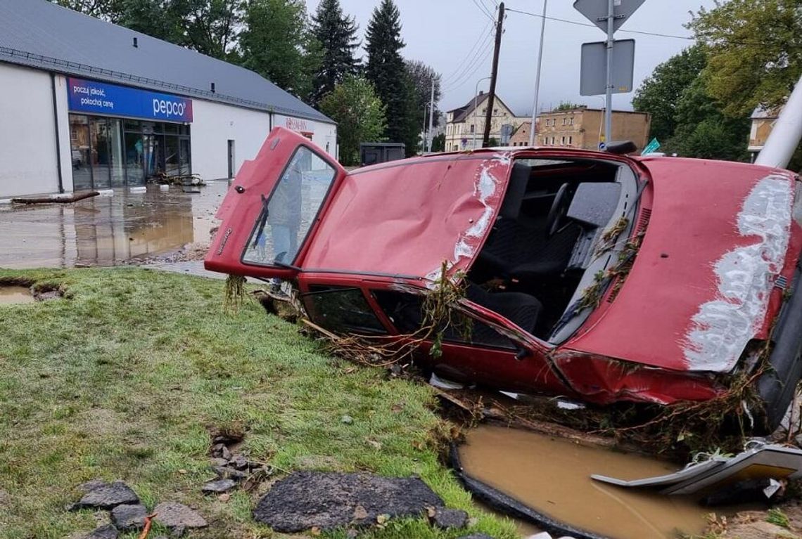 Kędzierzyn-Koźle z pomocą dla powodzian w Lądku Zdroju i Stroniu Śląskim