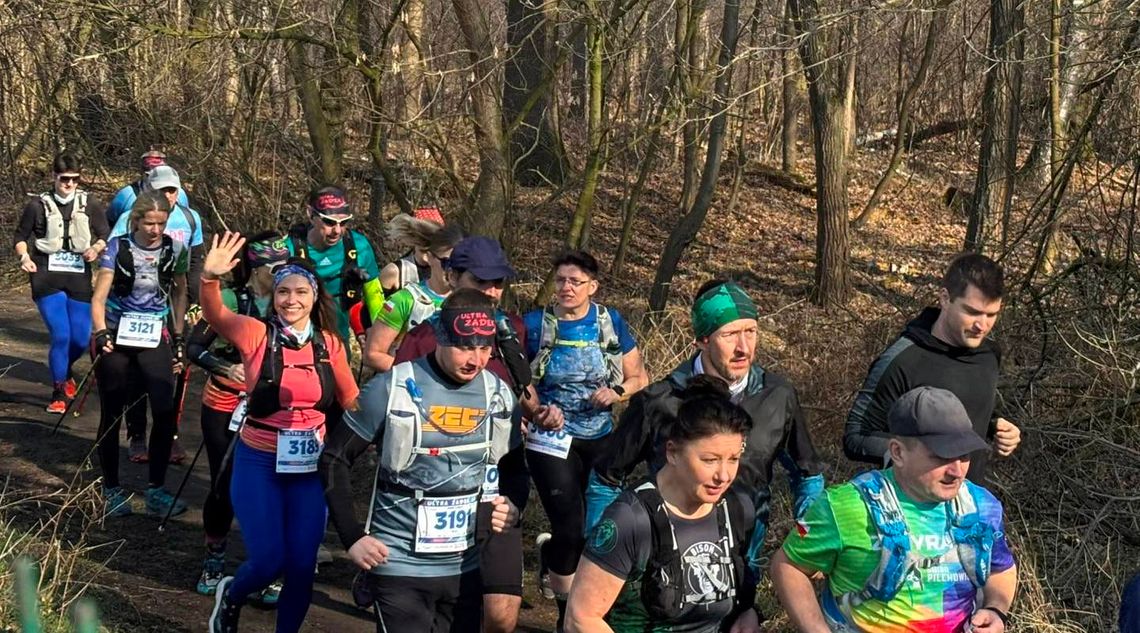 Kilkuset twardzieli z całej Polski wzięło udział w Festiwalu Biegowym „Ultra ZADEK”. ZDJĘCIA