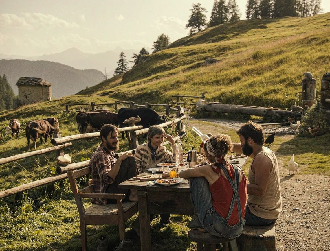 Kino Konesera w Heliosie. Seans filmu "Osiem gór"