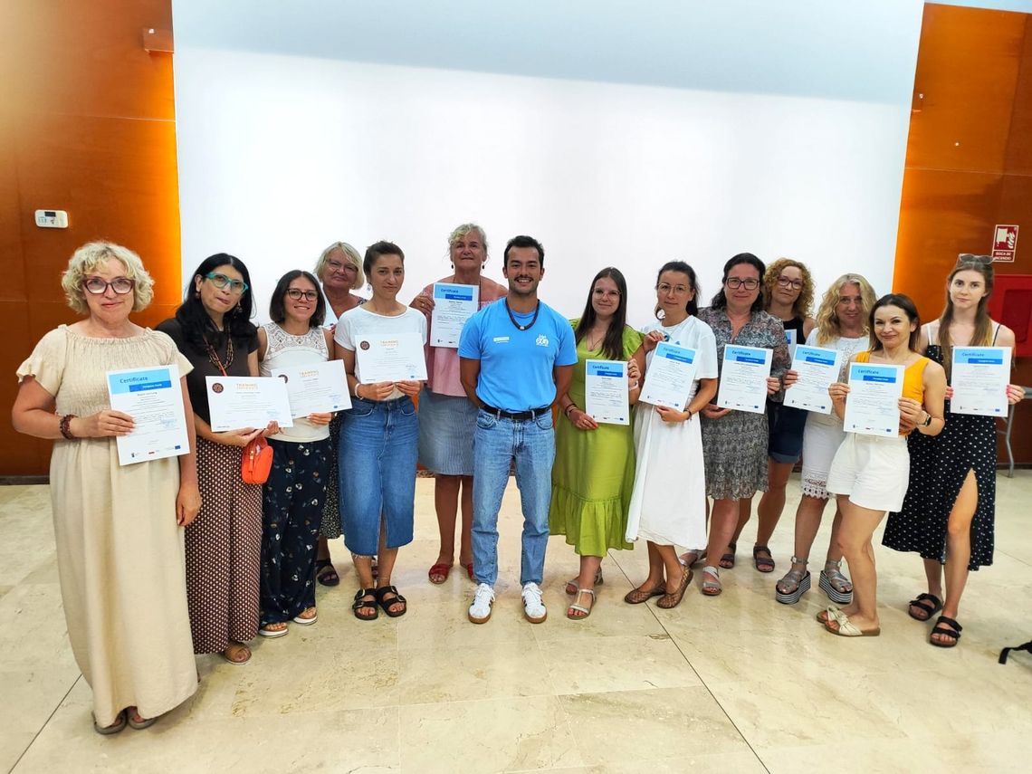 Kolejna grupa nauczycieli z Kędzierzyna-Koźla uczyła się angielskiego na Teneryfie. ZDJĘCIA