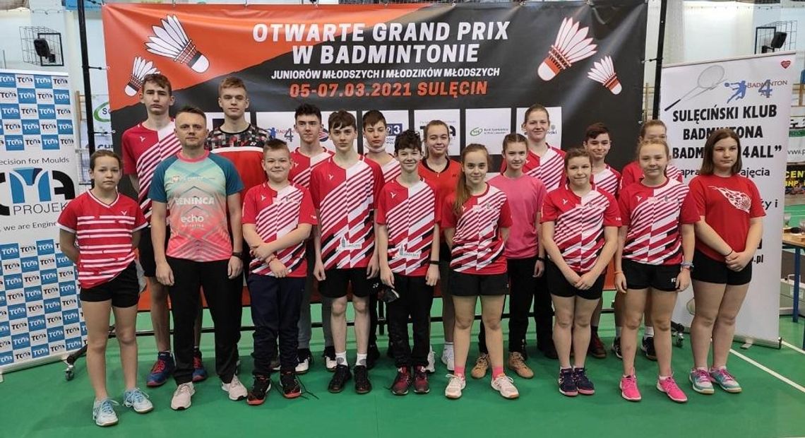 Kolejne sukcesy badmintonistów Bennica UKS Feniks
