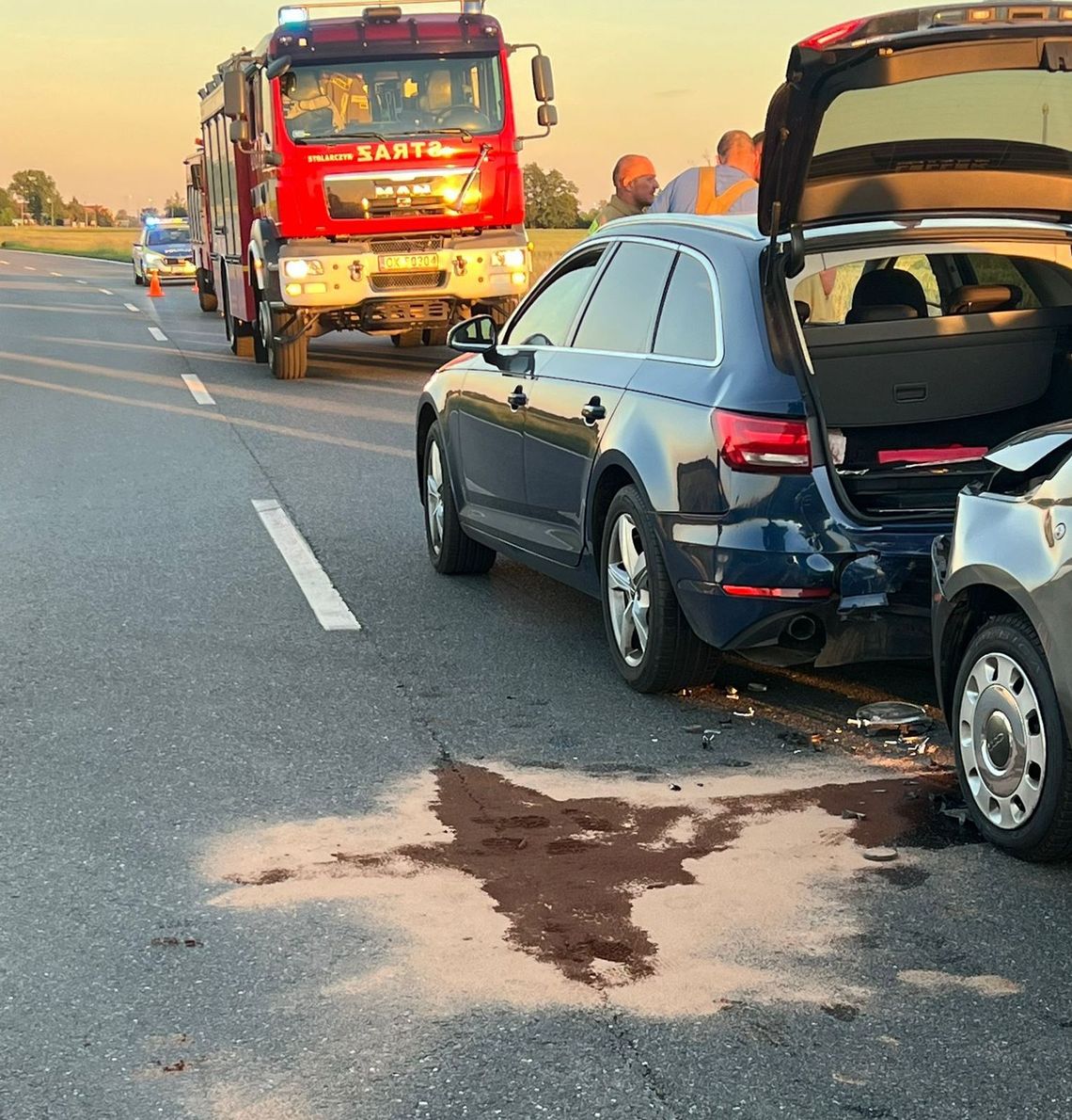 Kolejne zdarzenie na DK45. Kilka godzin po wypadku z motocyklistą doszło do kolizji dwóch samochodów Kolejne zdarzenie na DK45. Kilka godzin po wypadku z motocyklistą doszło do kolizji dwóch samochodów