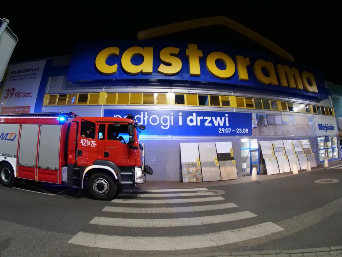 Kolejny alarm pożarowy w Castoramie. Przyczyną wadliwy system powiadamiania