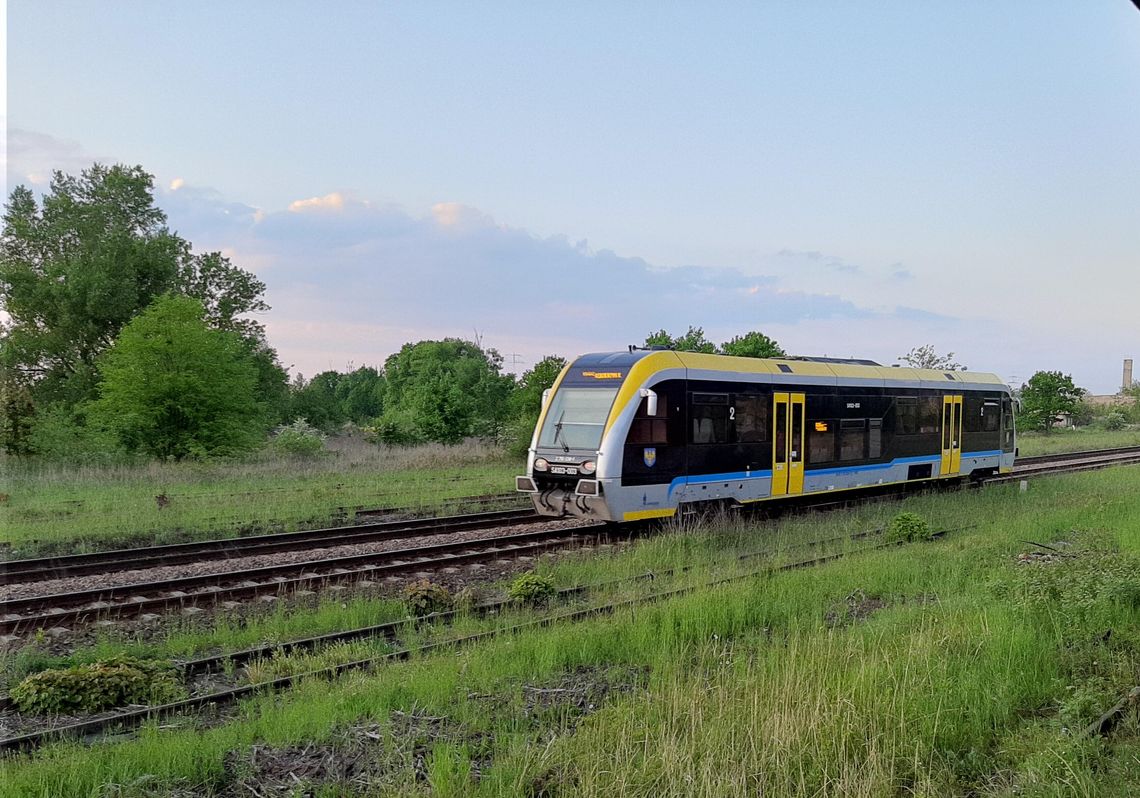 Koniec komunikacji zastępczej na linii kolejowej Kędzierzyn-Koźle - Nysa
