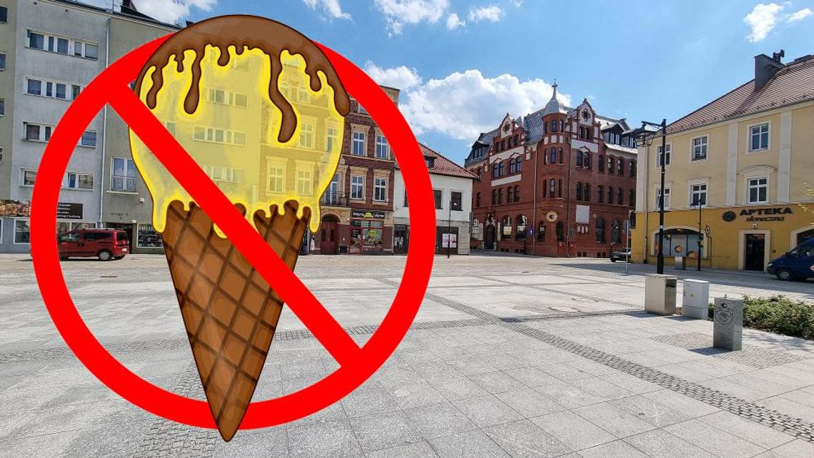Konserwator zabytków zabronił stawiania lodówek na lody i napoje w ogródkach na kozielskim rynku