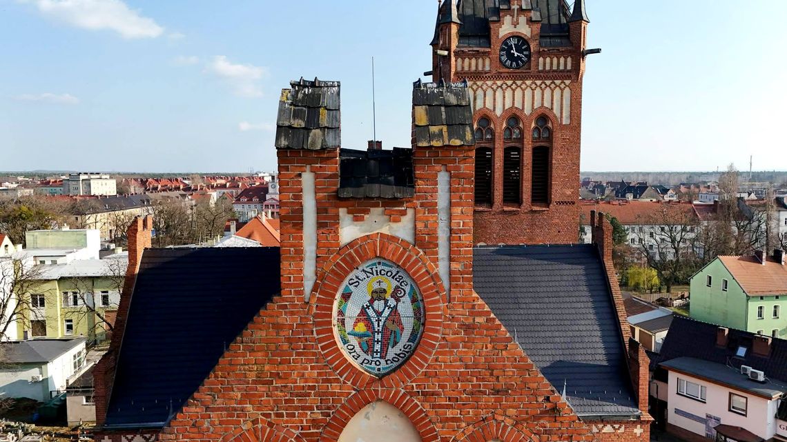 Kościół pw. św. Mikołaja w Kędzierzynie-Koźlu z pięknym detalem dla spostrzegawczych. ZDJĘCIA