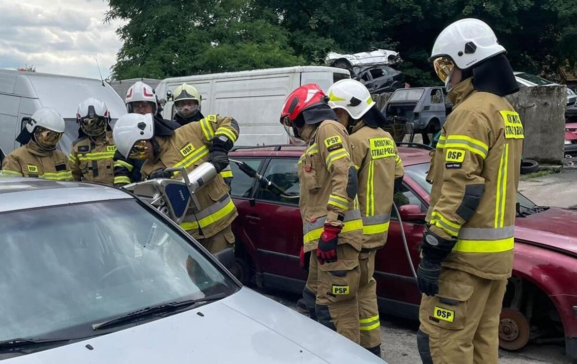 Kurs podstawowy OSP to twoja droga do strażackiej służby