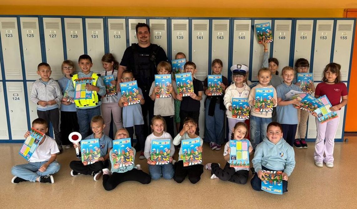 Lekcja bezpieczeństwa z policją w szkołach i przedszkolach. ZDJĘCIA