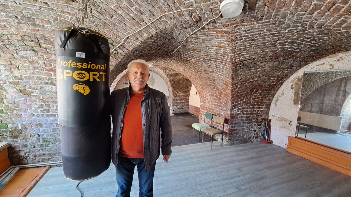 Najpierw było tu wojsko, potem harcerze i miłośnicy wschodnich sztuk walki. Kto następny? ZDJĘCIA