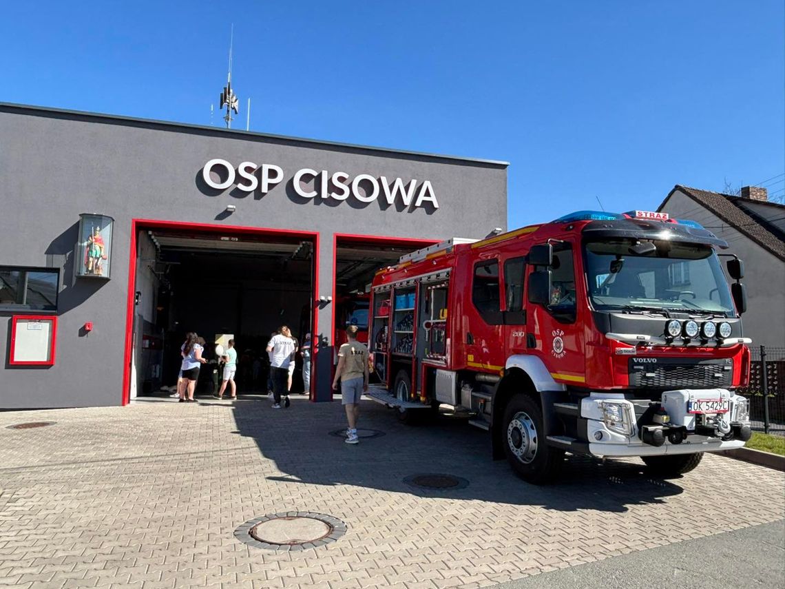 Majówka z OSP Cisowa. Mnóstwo atrakcji także dla najmłodszych. ZDJĘCIA