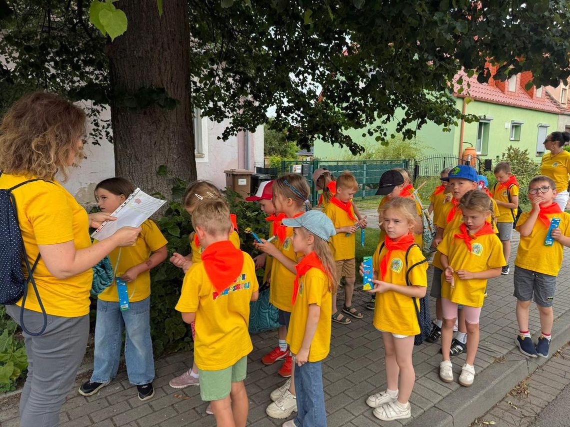 Mali odkrywcy pod namiotami. Przedszkolaki wzięły udział w Camp Day. ZDJĘCIA Mali odkrywcy pod namiotami. Przedszkolaki wzięły udział w Camp Day. ZDJĘCIA