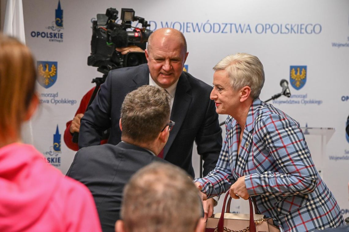 Marszałek i wojewoda spotkali się z mieszkańcami Kędzierzyna-Koźla Marszałek i wojewoda spotkali się z mieszkańcami Kędzierzyna-Koźla