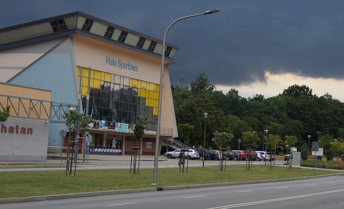 Meteorolodzy ostrzegają przed burzami z gradem Meteorolodzy ostrzegają przed burzami z gradem