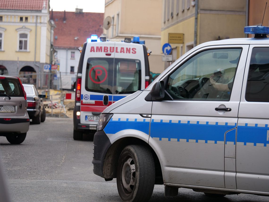 Mężczyzna dostał ataku padaczki i wpadł do rowu