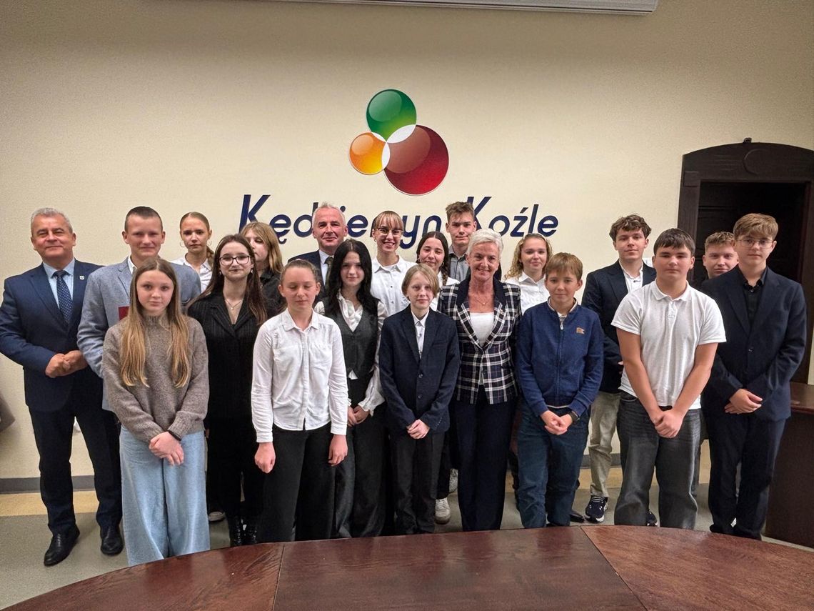 Młodzi radni złożyli ślubowanie. Rusza nowa kadencja MRM. ZDJĘCIA Młodzi radni złożyli ślubowanie. Rusza nowa kadencja MRM. ZDJĘCIA