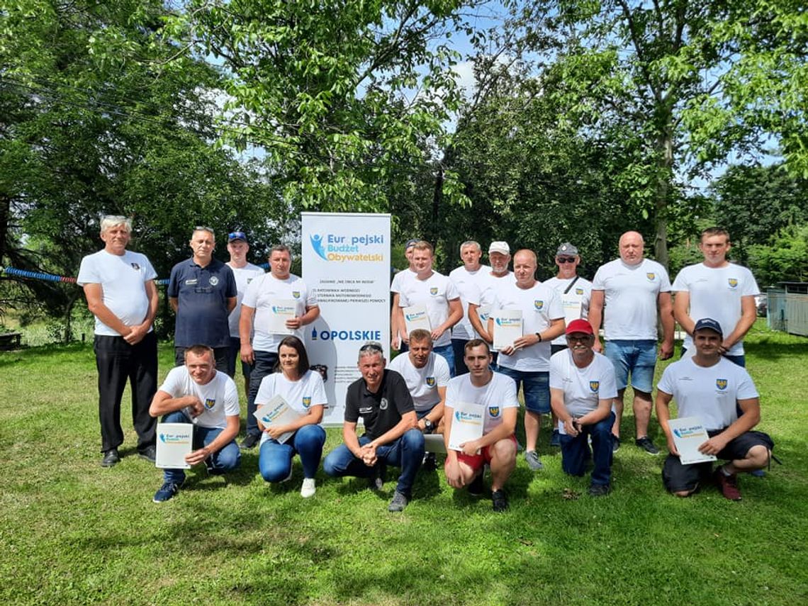 Mogą się już pochwalić patentem sternika motorowodnego. ZDJĘCIA Mogą się już pochwalić patentem sternika motorowodnego. ZDJĘCIA