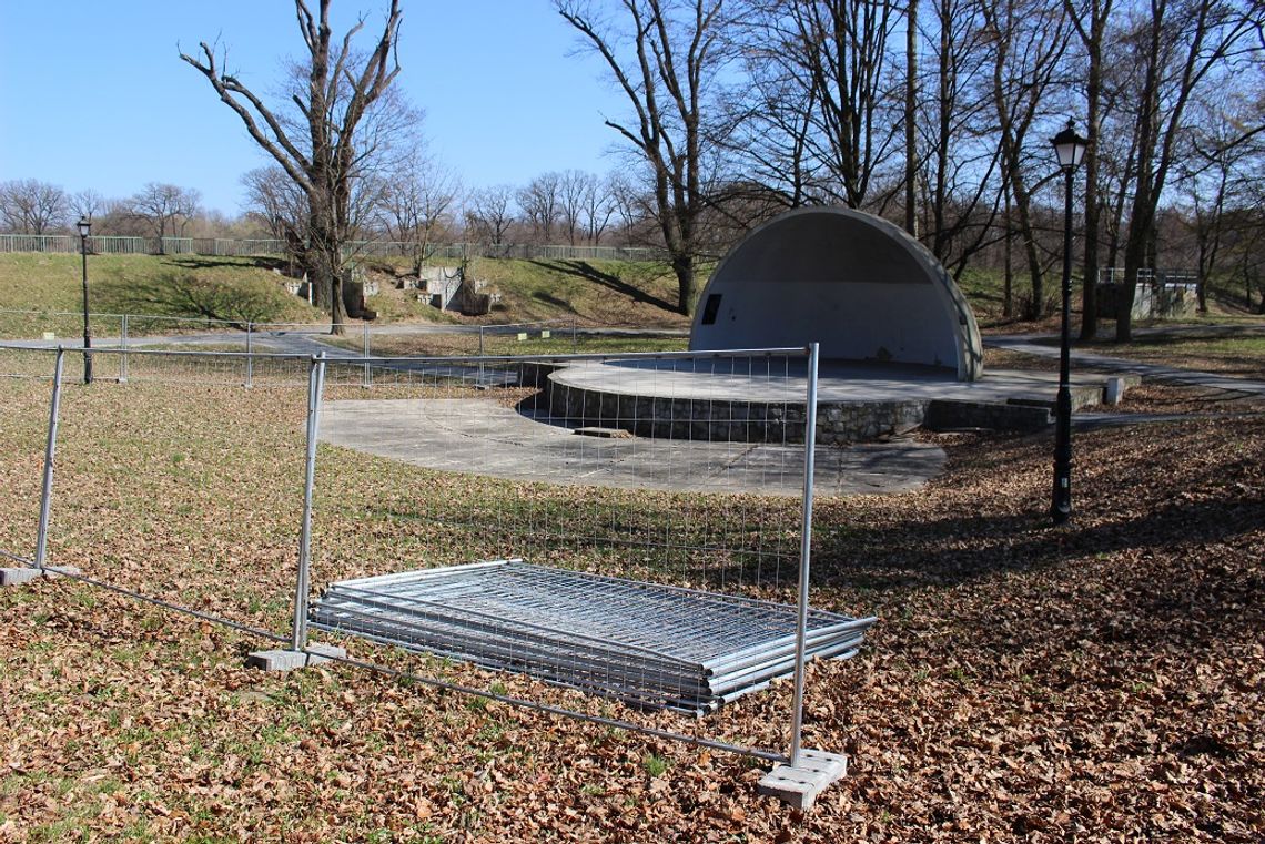 Muszla koncertowa w kozielskim parku zyska widownię