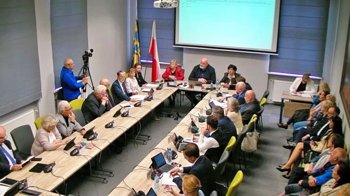 Nadzwyczajna sesja w sprawie przyszłości pulmonologii w Kędzierzynie‑Koźlu Nadzwyczajna sesja w sprawie przyszłości pulmonologii w Kędzierzynie‑Koźlu