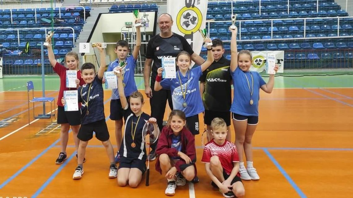 Najmłodsi badmintoniści rywalizowali w mistrzostwach powiatu. ZDJĘCIA