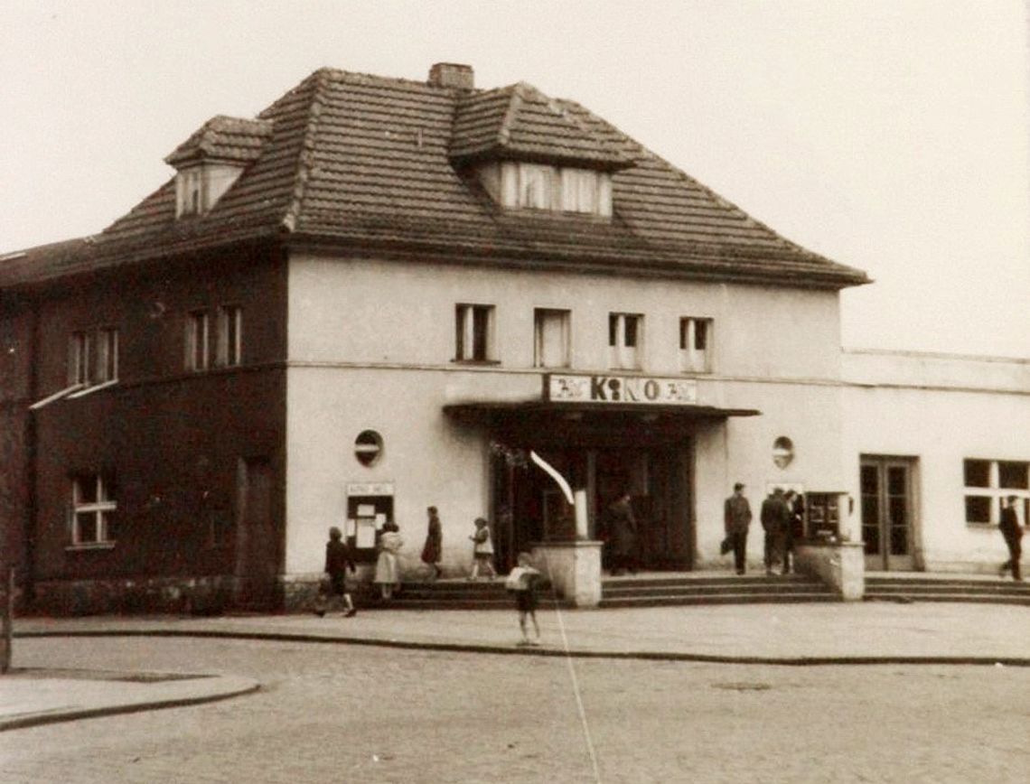 Najstarsze fotografie kozielskiego kina „Hel”