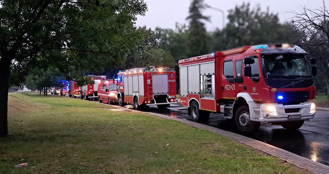 Nie przerwało żadnego wału przeciwpowodziowego w Koźlu Rogach