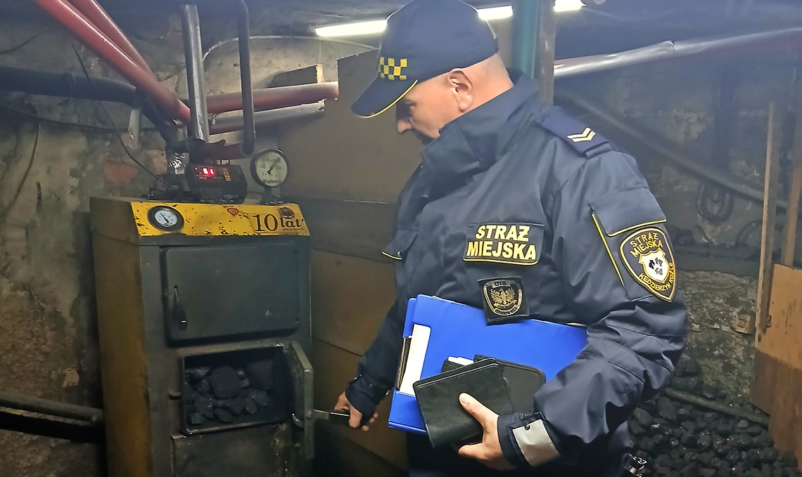 Straż miejska kontroluje kopciuchy w Kędzierzynie-Koźlu