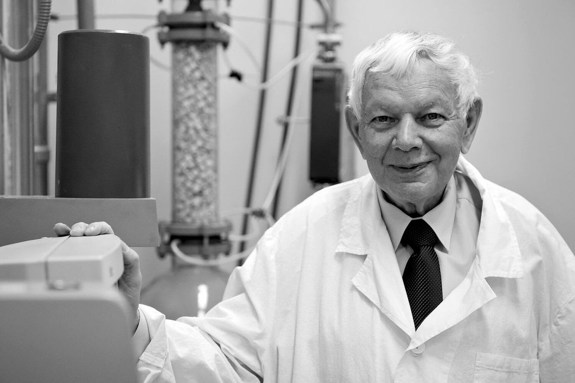 Nie żyje prof. Włodzimierz Kotowski - Honorowy Obywatel Miasta, wieloletni prezes Z.Ch. Blachownia Nie żyje prof. Włodzimierz Kotowski - Honorowy Obywatel Miasta, wieloletni prezes Z.Ch. Blachownia