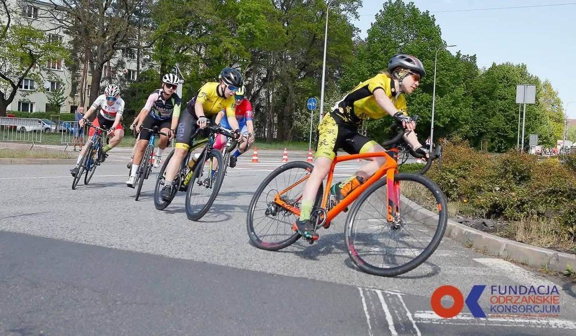 Niesamowity debiut Marii Orian. Uczennica ZS nr 1 na podium triathlonu w Krapkowicach