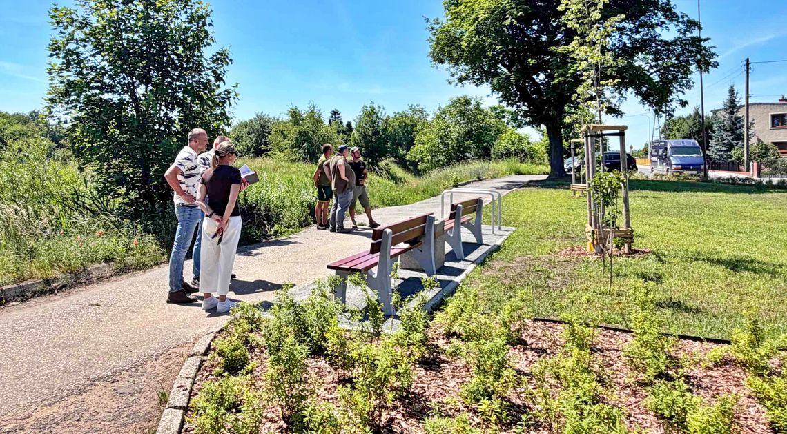 Zielona przestrzeń przy ul. Jagiellońskiej już po metamorfozie. ZDJĘCIA