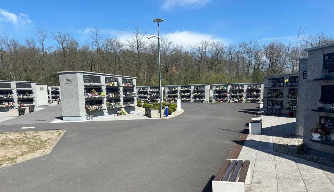 Nowe kolumbaria na Kuźniczce. Cmentarz zyska 300 nisz urnowych