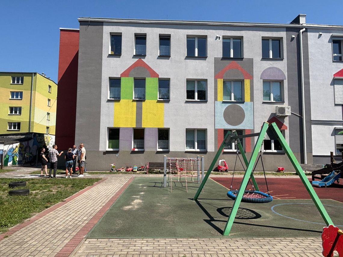 Nowy plac zabaw przy Reja. Dzieci dostaną galeon i ścieżkę sensoryczną Nowy plac zabaw przy Reja. Dzieci dostaną galeon i ścieżkę sensoryczną