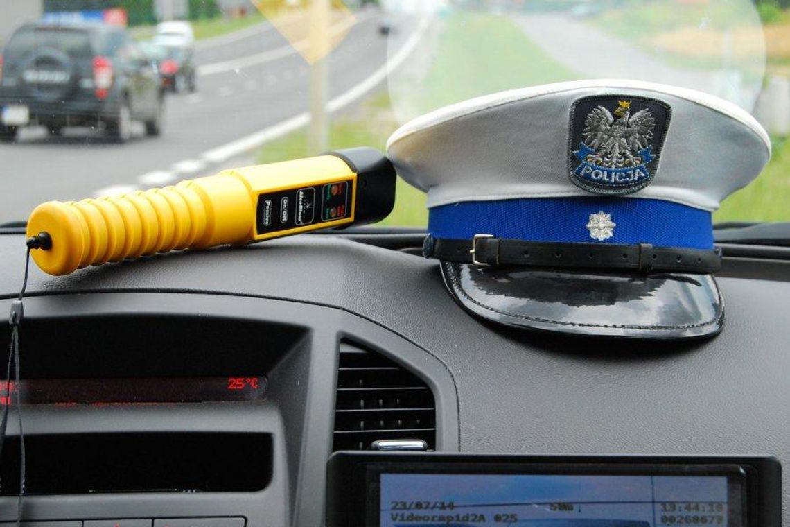Obywatelskie zatrzymanie w Brzeźcach. 44-letni kierowca volkswagena miał 2,5 promila alkoholu