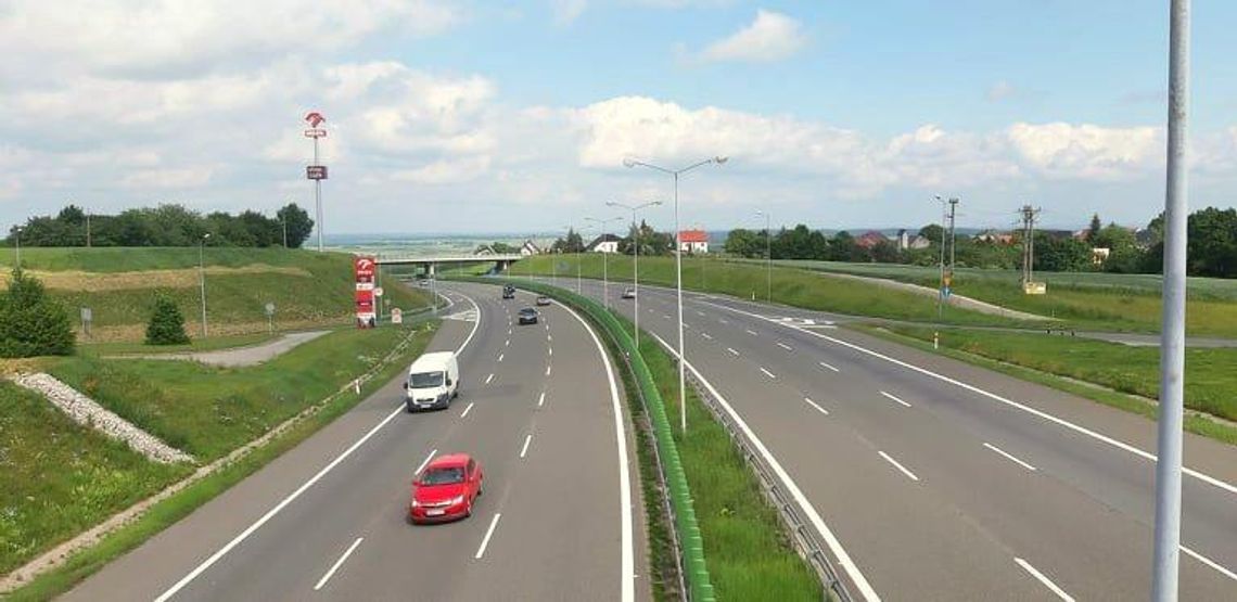 Od 17 sierpnia zmiana organizacji ruchu na A4 na wysokości węzła Kędzierzyn-Koźle. ZDJĘCIA