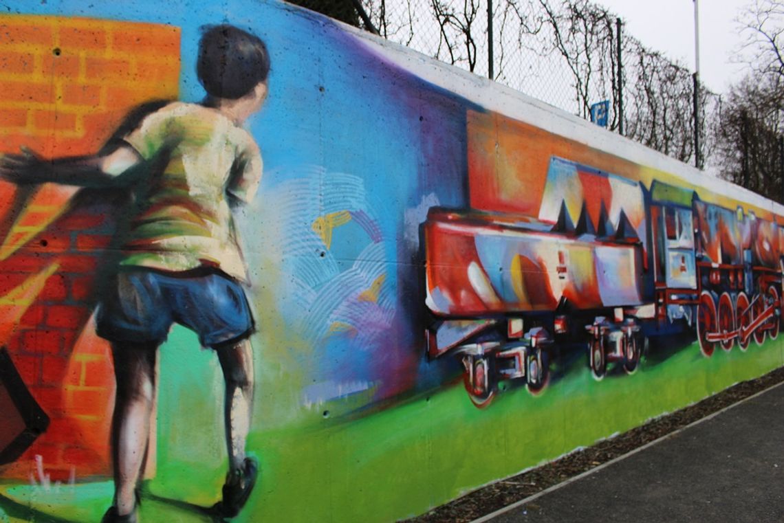 Ogromny mural z akcentami Kędzierzyna-Koźla jest już gotowy Ogromny mural z akcentami Kędzierzyna-Koźla jest już gotowy