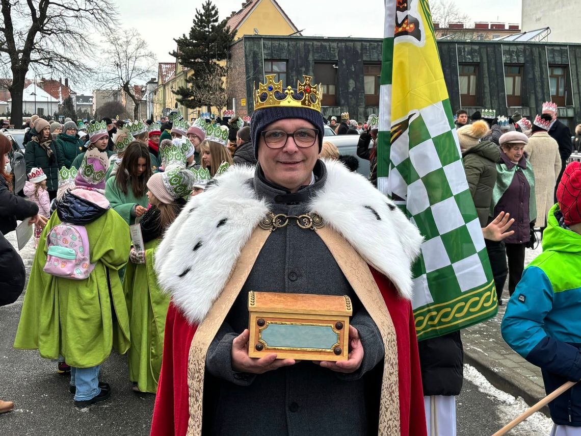 Orszak Trzech Króli przeszedł ulicami Kędzierzyna. ZDJĘCIA