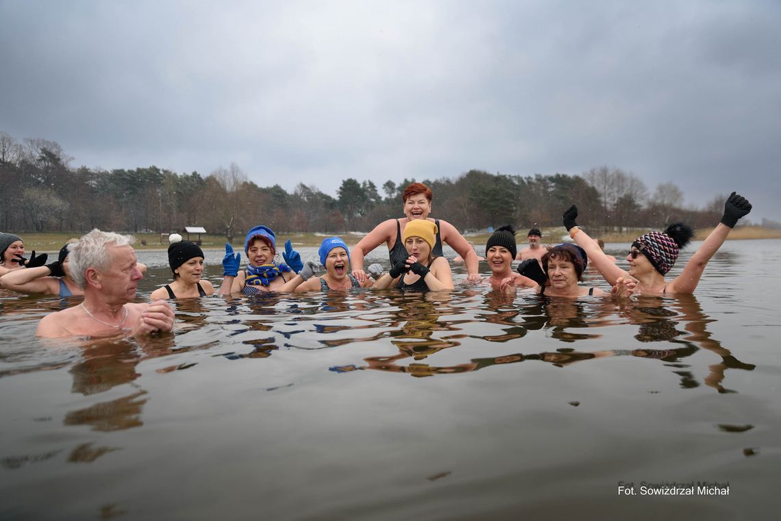 Ostatnie podrygi morsów w tym sezonie. ZDJĘCIA