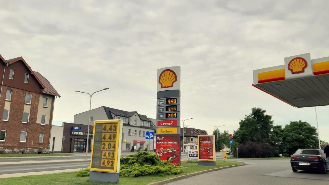 Paliwa są coraz droższe, ale na Górnym Śląsku jest nawet 35 groszy taniej na litrze 