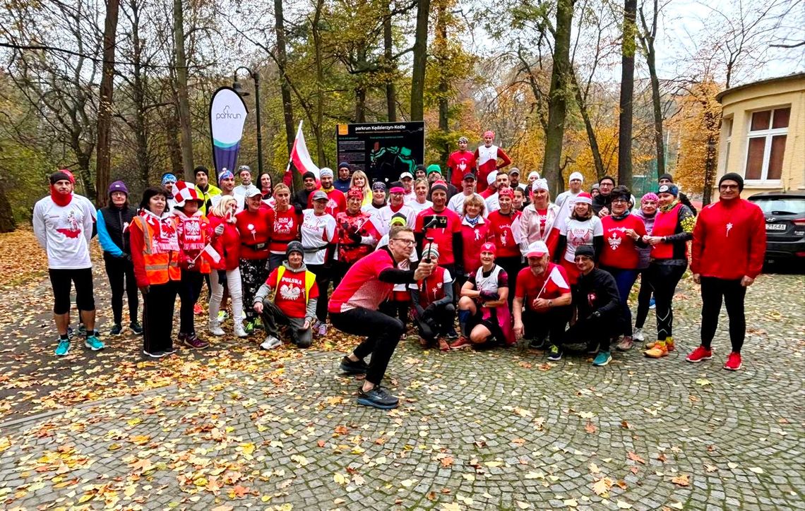 Parkrun Kędzierzyn-Koźle skąpany w biało-czerwonych barwach. ZDJĘCIA