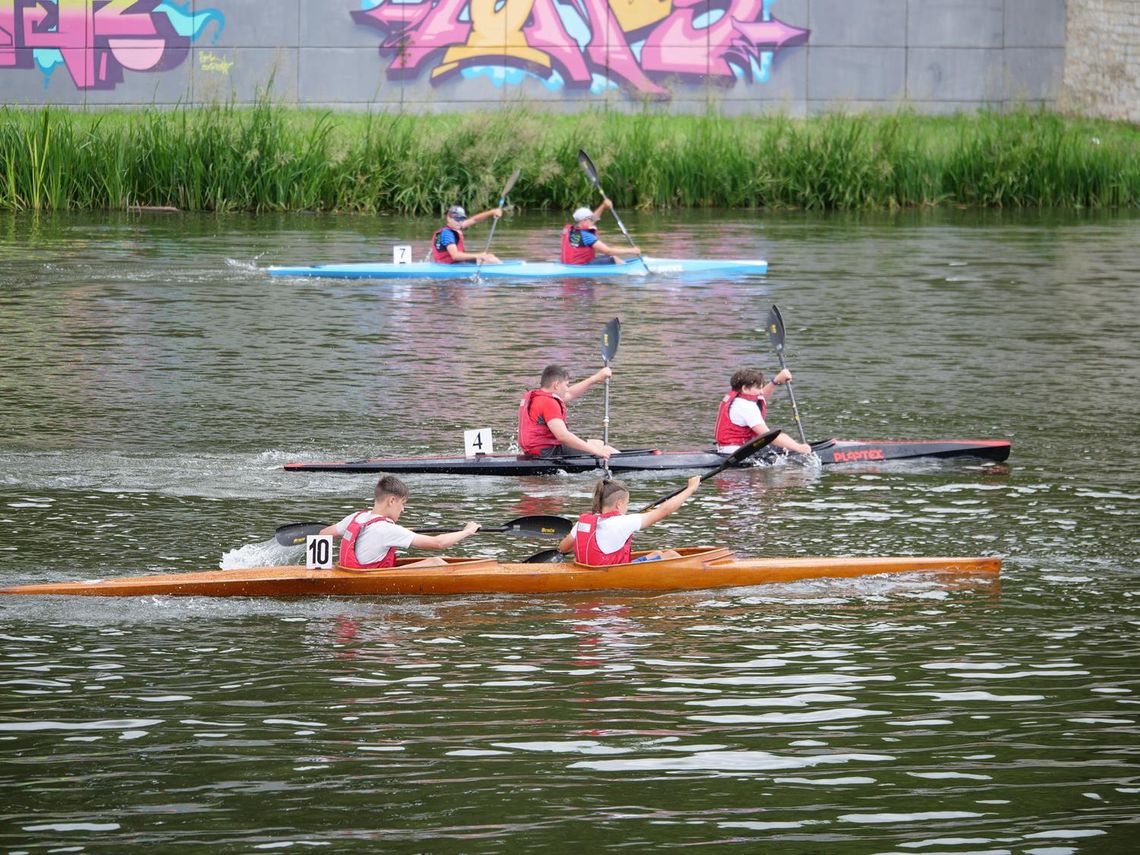 Pierwsze regaty kajakarstwa klasycznego w Kędzierzynie-Koźlu. Zdjęcia