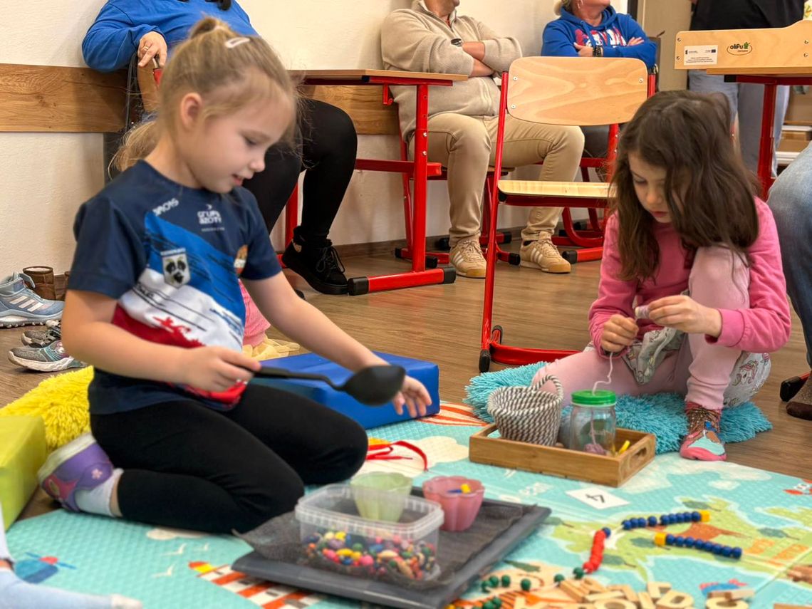 Pierwszy raz mogli włożyć plecak i poczuć się jak prawdziwi uczniowie. ZDJĘCIA Pierwszy raz mogli włożyć plecak i poczuć się jak prawdziwi uczniowie. ZDJĘCIA