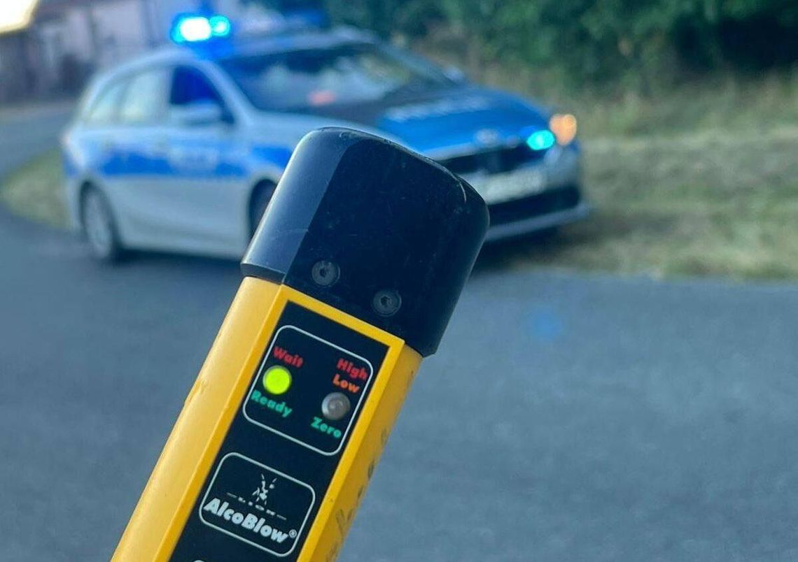 Po alkoholu ruszyli w drogę. Dwóch rowerzystów zapłaci po 2500 zł mandatu Po alkoholu ruszyli w drogę. Dwóch rowerzystów zapłaci po 2500 zł mandatu