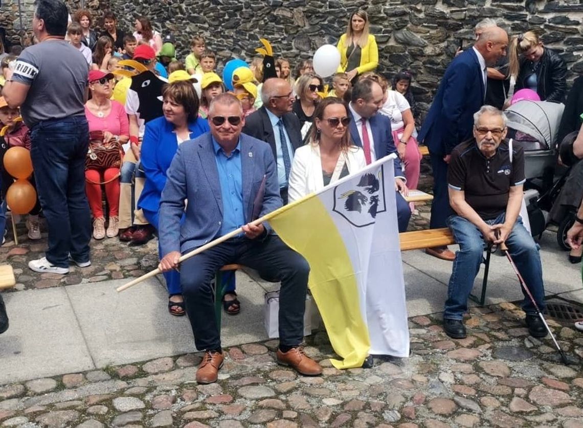 Pochód sztandarowy miast z kozą lub kozłem w herbie Pochód sztandarowy miast z kozą lub kozłem w herbie