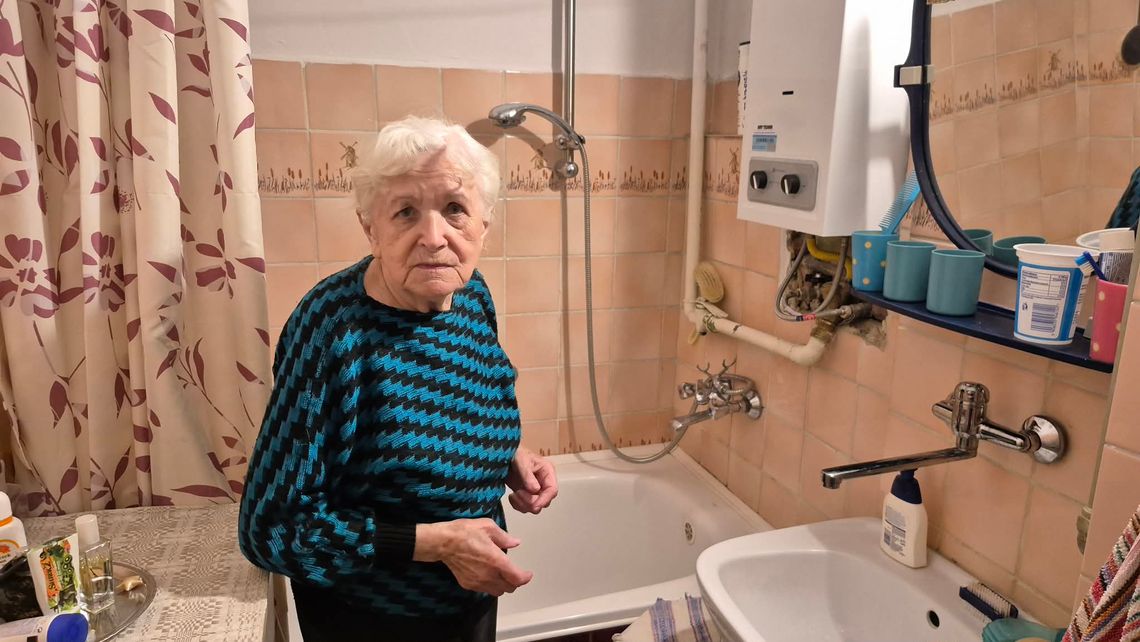 Podali się za pracowników spółdzielni. 91-latka zapłaciła im 4400 zł