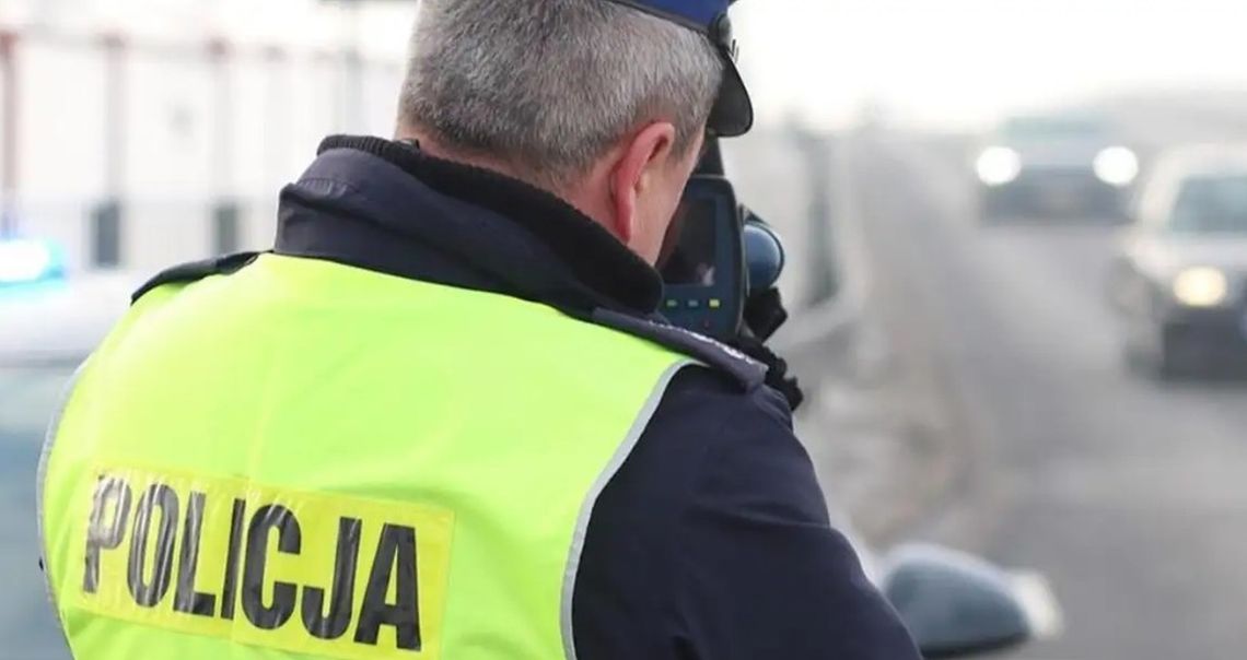 Rutynowa kontrola, nieoczekiwany finał. Dwóch poszukiwanych w rękach policji