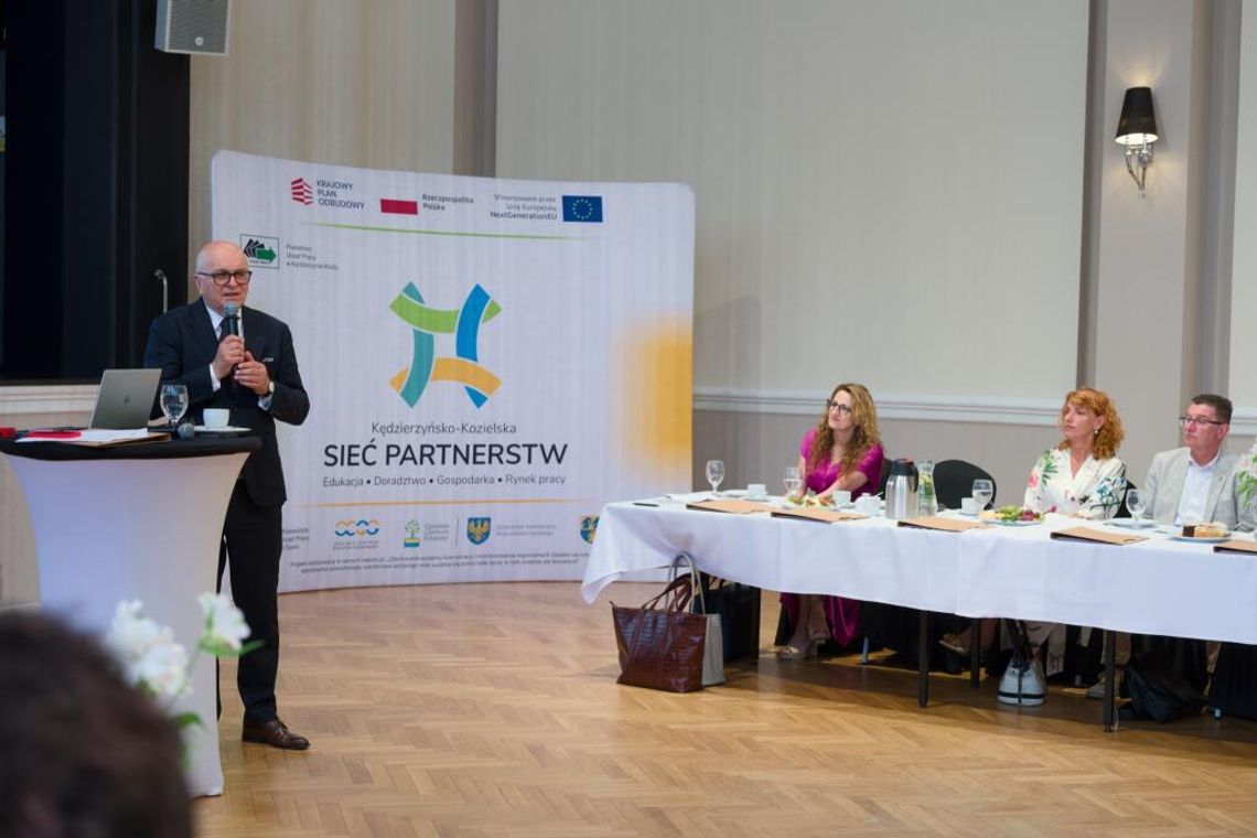 Pokolenie Z wychowane w świecie internetu wchodzi na rynek pracy. Czy młodzi zmienią zasady gry? Pokolenie Z wychowane w świecie internetu wchodzi na rynek pracy. Czy młodzi zmienią zasady gry?